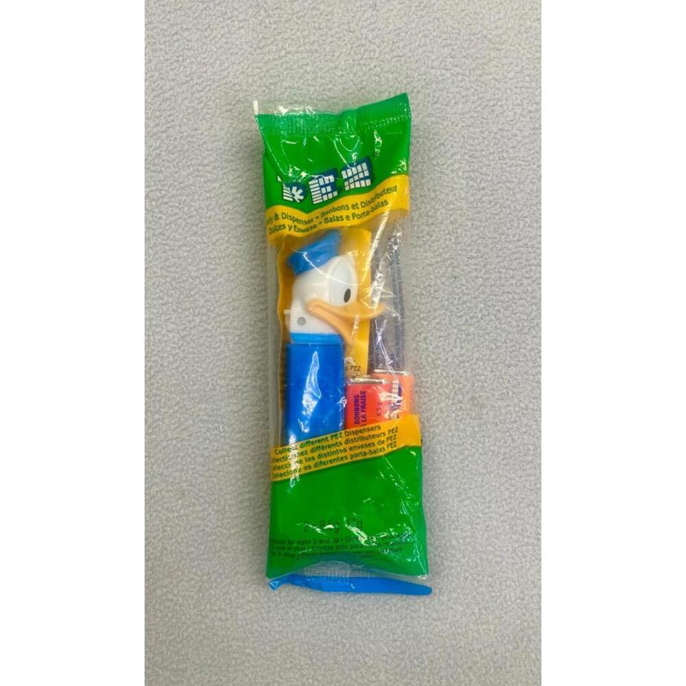 Brand New In Sealed Pack Donald The Duck Pez Dispenser And 2 Packs Of Pez